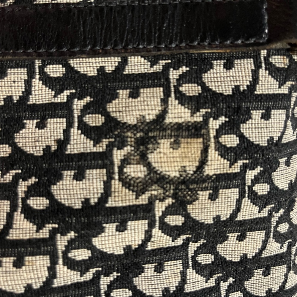 Vintage Blue and Tan monogram DIOR Bag 💖💖💖💖 - Picture 4 of 17